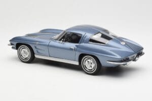 Chevrolet Corvette C2 Mėlynai Pilkas Metalinis AUTOart 1:18 71182 Metalas - nuotrauka 7 iš 8