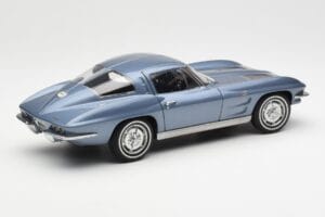 Chevrolet Corvette C2 Mėlynai Pilkas Metalinis AUTOart 1:18 71182 Metalas - nuotrauka 3 iš 8