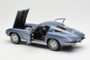 Chevrolet Corvette C2 Mėlynai Pilkas Metalinis AUTOart 1:18 71182 Metalas - nuotrauka 5 iš 8