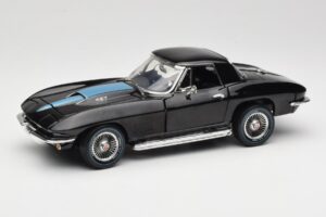 Chevrolet Corvette C2 Juodas American Muscle 1:18 AMM1099/06 Metalas