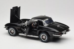 Chevrolet Corvette C2 Juodas American Muscle 1:18 AMM1099/06 Metalas - nuotrauka 5 iš 8