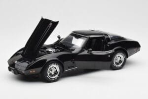 Chevrolet Corvette C3 Juodas UT Models 1:18 21071 Metalas - nuotrauka 2 iš 8