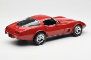 Chevrolet Corvette C3 Raudonas UT Models 1:18 21073 Metalas - nuotrauka 3 iš 8