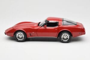 Chevrolet Corvette C3 Raudonas UT Models 1:18 21073 Metalas - nuotrauka 4 iš 8