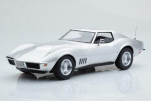 Chevrolet Corvette C3 Sidabrinis Norev 1:18 189032 Metalas