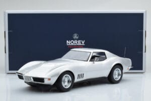 Chevrolet Corvette C3 Sidabrinis Norev 1:18 189032 Metalas - nuotrauka 6 iš 6