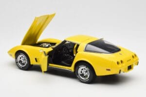 Chevrolet Corvette C3 Geltonas UT Models 1:18 21074 Metalas - nuotrauka 5 iš 8