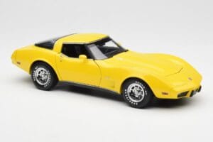 Chevrolet Corvette C3 Geltonas UT Models 1:18 21074 Metalas - nuotrauka 6 iš 8
