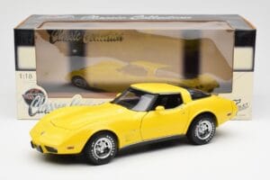Chevrolet Corvette C3 Geltonas UT Models 1:18 21074 Metalas - nuotrauka 8 iš 8