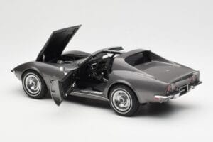 Chevrolet Corvette C3 Spider Laguna Pilkas Metalinis AUTOart 1:18 71173 Metalas - nuotrauka 5 iš 8