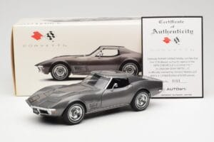 Chevrolet Corvette C3 Spider Laguna Pilkas Metalinis AUTOart 1:18 71173 Metalas - nuotrauka 8 iš 8