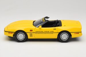 Chevrolet Corvette C4 Indianapolis 500 Pace Car Geltonas Greenlight 1:18 11801-06 Metalas - nuotrauka 4 iš 8