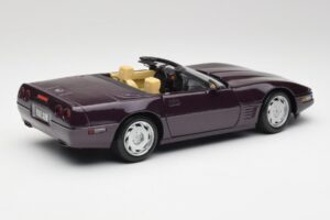 Chevrolet Corvette C4 LT4 Kabrioletas Violetinis Metalinis Maisto 1:18 50277 Metalas - nuotrauka 3 iš 8