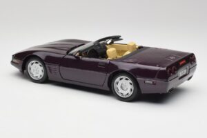 Chevrolet Corvette C4 LT4 Kabrioletas Violetinis Metalinis Maisto 1:18 50277 Metalas - nuotrauka 7 iš 8