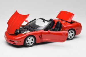 Chevrolet Corvette C5 Kabrioletas Torch Raudonas Maisto 1:18 50318 Metalas - nuotrauka 2 iš 8