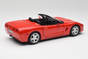 Chevrolet Corvette C5 Kabrioletas Torch Raudonas Maisto 1:18 50318 Metalas - nuotrauka 3 iš 8