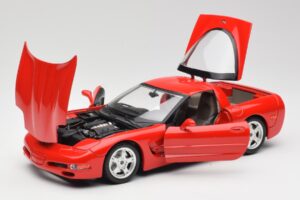 Chevrolet Corvette C5 Raudonas Bburago 1:18 3066 Metalas - nuotrauka 2 iš 8