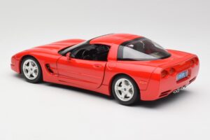 Chevrolet Corvette C5 Raudonas Bburago 1:18 3066 Metalas - nuotrauka 7 iš 8