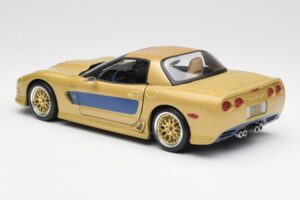 Chevrolet Corvette C5 Guldstrand Signature Edition Auksinis Maisto 1:18 31657 Metalas - nuotrauka 7 iš 8