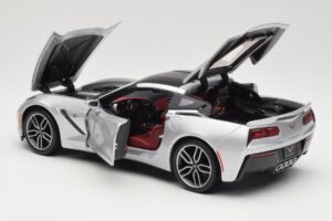 Chevrolet Corvette C7 Sidabrinis Maisto 1:18 38132 Metalas - nuotrauka 5 iš 8