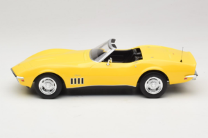 Chevrolet Corvette C3 Kabrioletas Daytona Yellow Norev 1:18 189039 Metalas - nuotrauka 3 iš 6