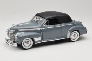 Chevrolet Deluxe Kabrioletas Su Minkštu Stogu Pilkas Eagles Race 1:18 7497276 Metalas