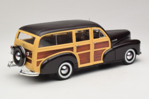 Chevrolet Fleetmaster Woody Juodas Maisto 1:18 56043 Metalas - nuotrauka 3 iš 8