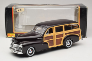 Chevrolet Fleetmaster Woody Juodas Maisto 1:18 56043 Metalas - nuotrauka 8 iš 8