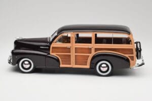 Chevrolet Fleetmaster Woody Juodas & Wood Panels Maisto 1:18 43697545B Metalas - nuotrauka 4 iš 8