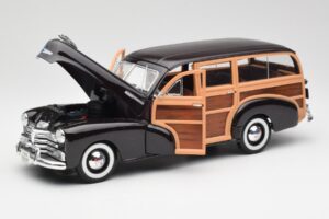 Chevrolet Fleetmaster Woody Rudas Maisto 1:18 36854 Metalas - nuotrauka 2 iš 8