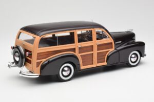 Chevrolet Fleetmaster Woody Rudas Maisto 1:18 36854 Metalas - nuotrauka 3 iš 8