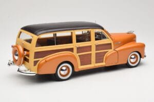 Chevrolet Fleetmaster Woody Auksinis Maisto 1:18 56042 Metalas - nuotrauka 3 iš 8