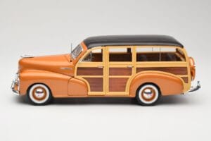Chevrolet Fleetmaster Woody Auksinis Maisto 1:18 56042 Metalas - nuotrauka 4 iš 8