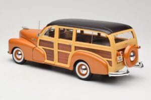 Chevrolet Fleetmaster Woody Auksinis Maisto 1:18 56042 Metalas - nuotrauka 7 iš 8