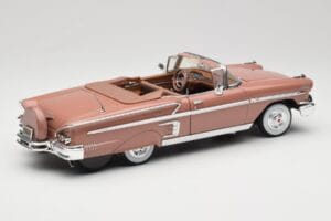 Chevrolet Impala Kabrioletas Rudas Motormax 1:18 73112 Metalas - nuotrauka 3 iš 8