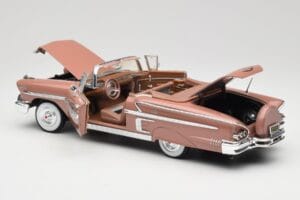 Chevrolet Impala Kabrioletas Rudas Motormax 1:18 73112 Metalas - nuotrauka 5 iš 8