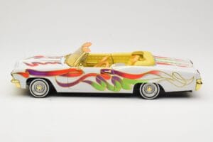 Chevrolet Impala Lowrider White Metallic Hot Wheels 1:18 27635 Metalas - nuotrauka 4 iš 8