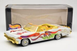 Chevrolet Impala Lowrider White Metallic Hot Wheels 1:18 27635 Metalas - nuotrauka 8 iš 8