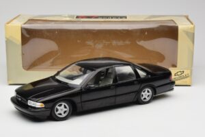 Chevrolet Impala SS Juodas UT Models 1:18 21031 Metalas - nuotrauka 8 iš 8