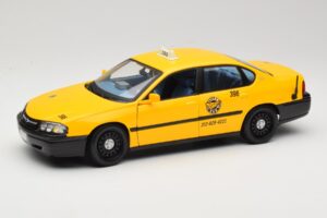 Chevrolet Impala Taksi Maisto 1:18 36617 Metalas
