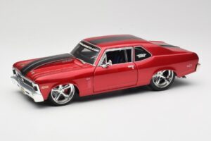 Chevrolet Nova SS Coupe Raudonas Maisto 1:18 31083-M1 Metalas