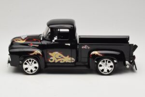 Chevrolet Old School Cody Project Truck & Chopper Set Joyride 1:18 33911 Metalas - nuotrauka 4 iš 8