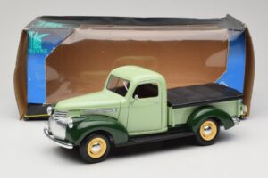 Chevrolet Pickup Žalias Solido 1:18 8063 Metalas - nuotrauka 8 iš 8