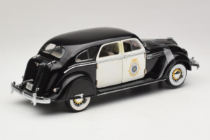 Chrysler Airflow Policijos Automobilis Signature Models 1:18 CCSM01 Metalas - nuotrauka 2 iš 6