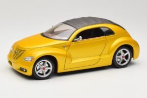Chrysler Pronto Cruizer Auksinis Maisto 1:18 50338 Metalas