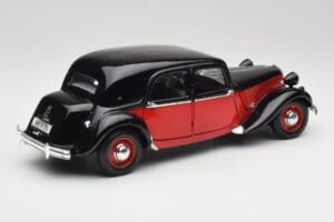 Citroen 15CV 6 Cyl Juodas & Raudonas Valmy Maisto 1:18 56009 Metalas - nuotrauka 3 iš 8