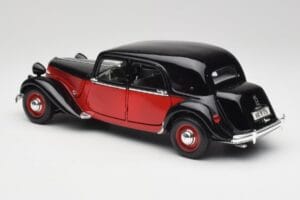 Citroen 15CV 6 Cyl Juodas & Raudonas Valmy Maisto 1:18 56009 Metalas - nuotrauka 7 iš 8