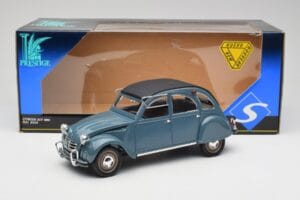 Citroen 2CV Bleu Nuit Solido 1:18 8028 Metalas - nuotrauka 6 iš 6