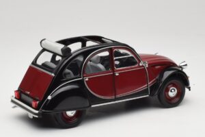 Citroen 2CV Charleston Raudonas Minichamps 1:18 150111501 Metalas - nuotrauka 3 iš 8