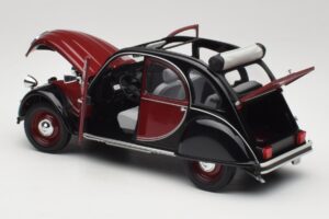 Citroen 2CV Charleston Raudonas Minichamps 1:18 150111501 Metalas - nuotrauka 5 iš 8